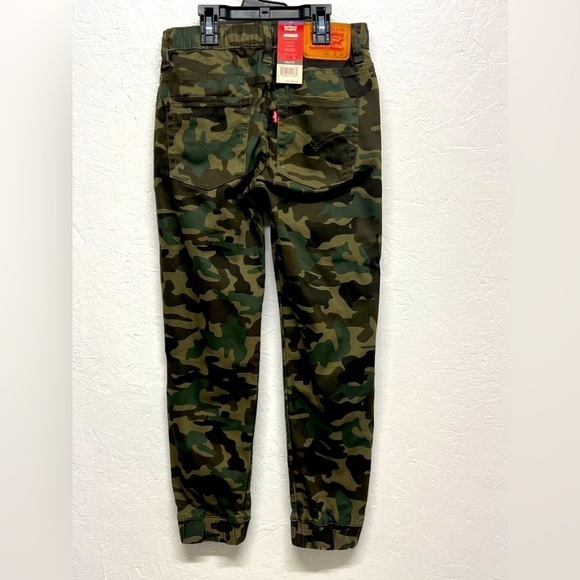 Boys Levi’s Jeans Jogger Camo Pants - 10 - Picture 2 of 13